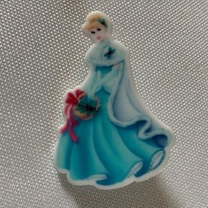 NWT. Handmade Cinderella Small Pin Brooch!